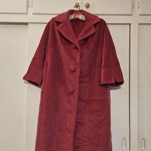 Vintage 50s Large Women's Hot Pink Wool Coat With 3/4 Sleeves And Large Buttons